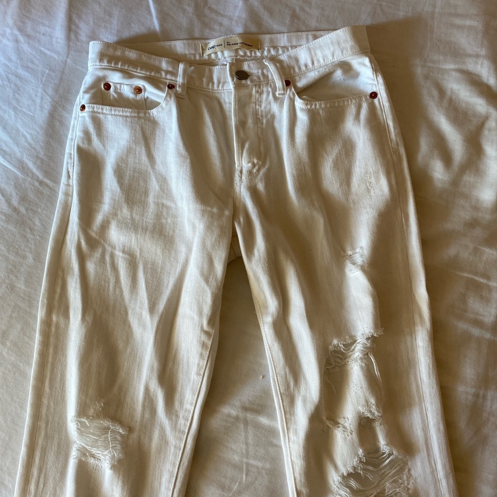 Gap 1969 White Boyfriend Jeans